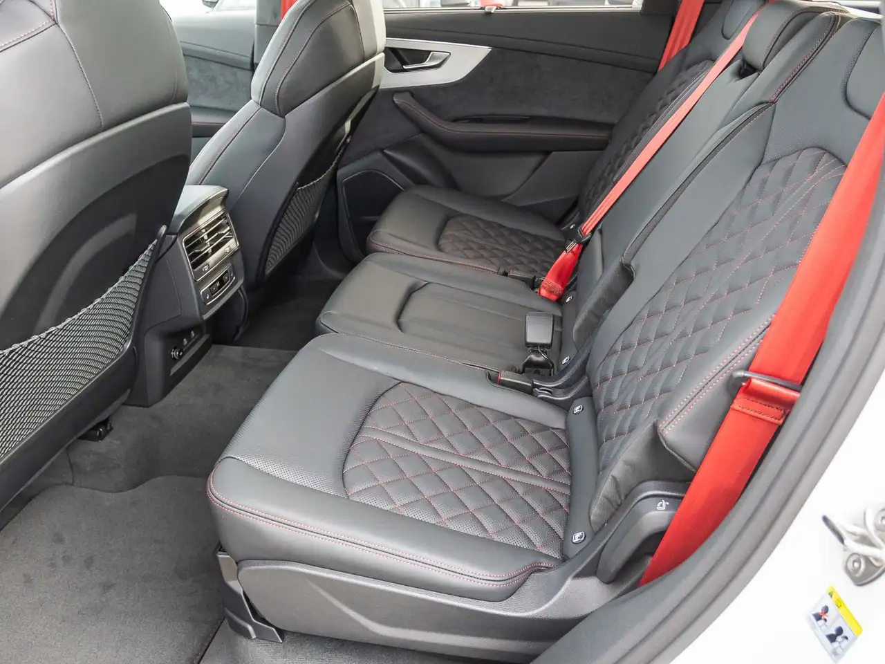 Audi Q7 16