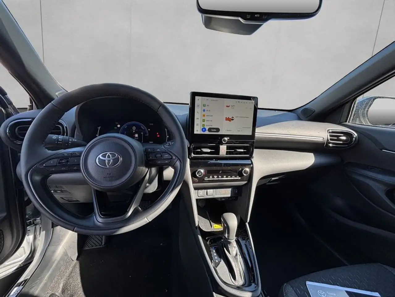 Toyota Yaris 12