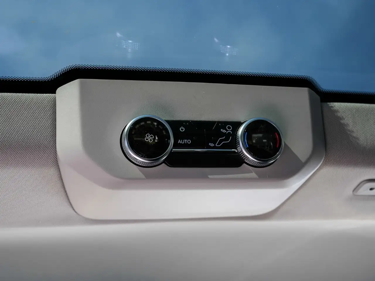 Ford Tourneo 13