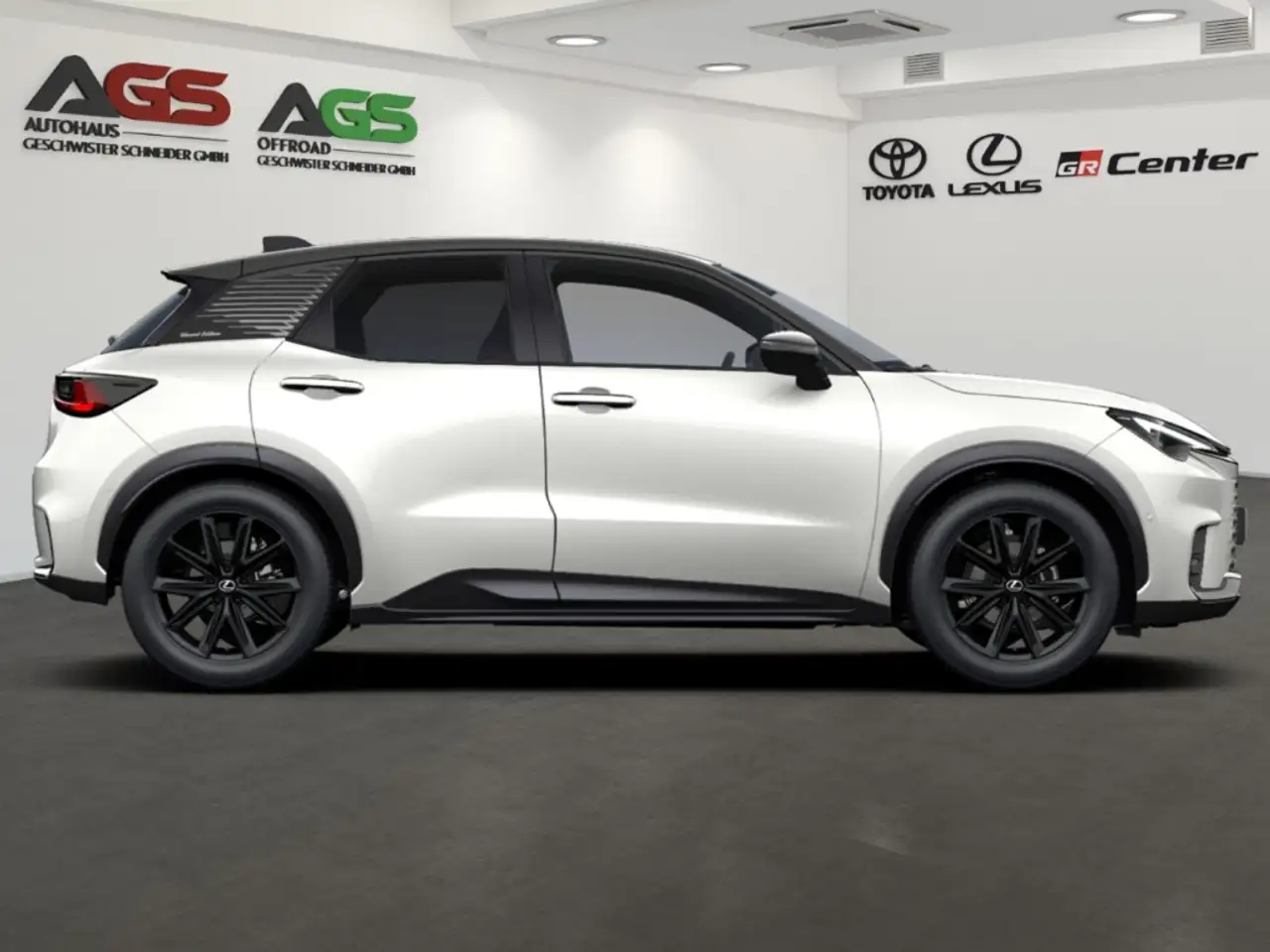 Lexus LBX 6