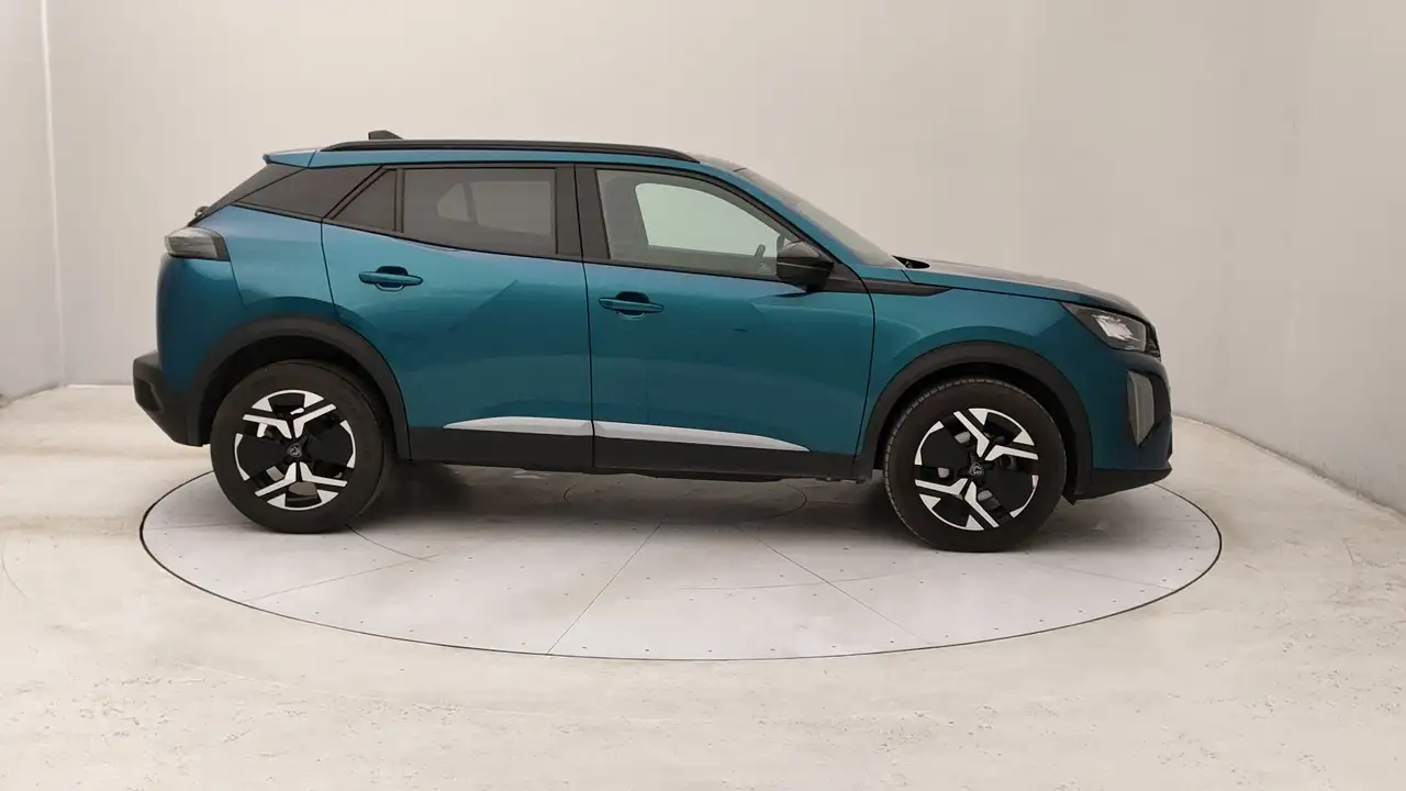 Peugeot 2008 6