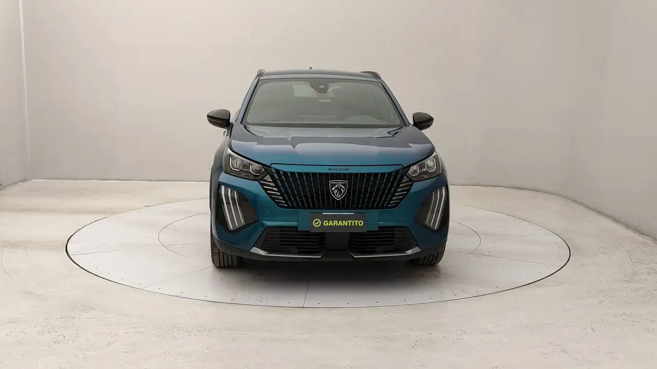 Peugeot 2008 8