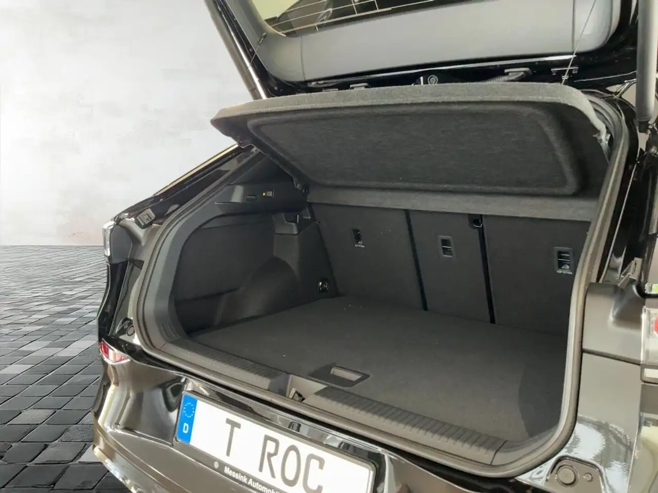 Volkswagen T-Roc 6