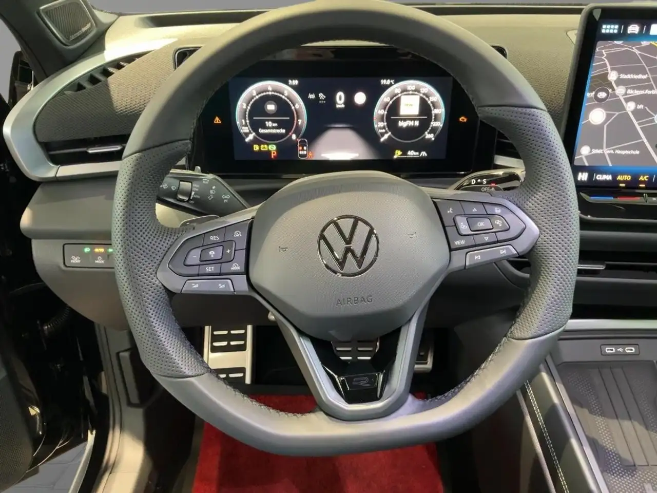 Volkswagen T-Roc 10