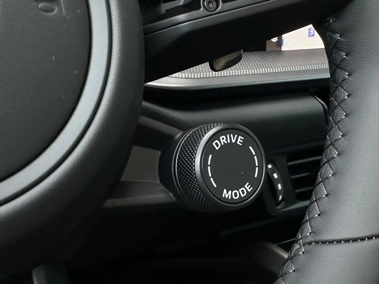 Porsche 992 911 15