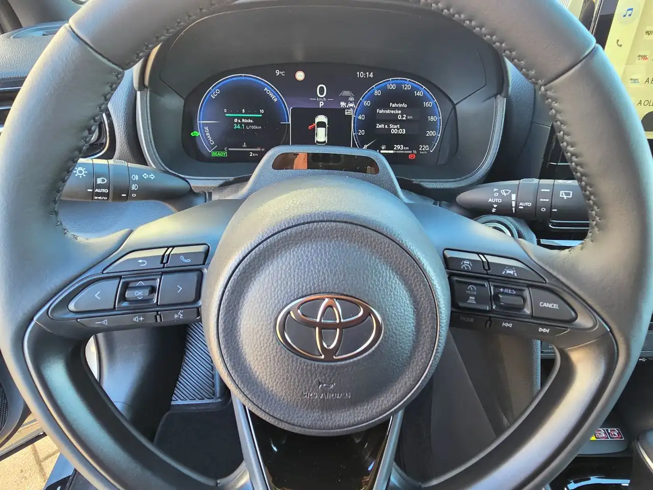 Toyota Yaris 13