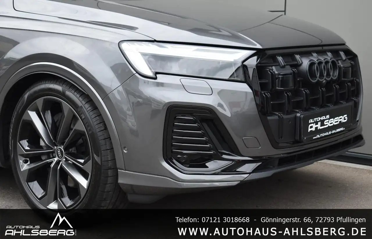Audi Q7 10