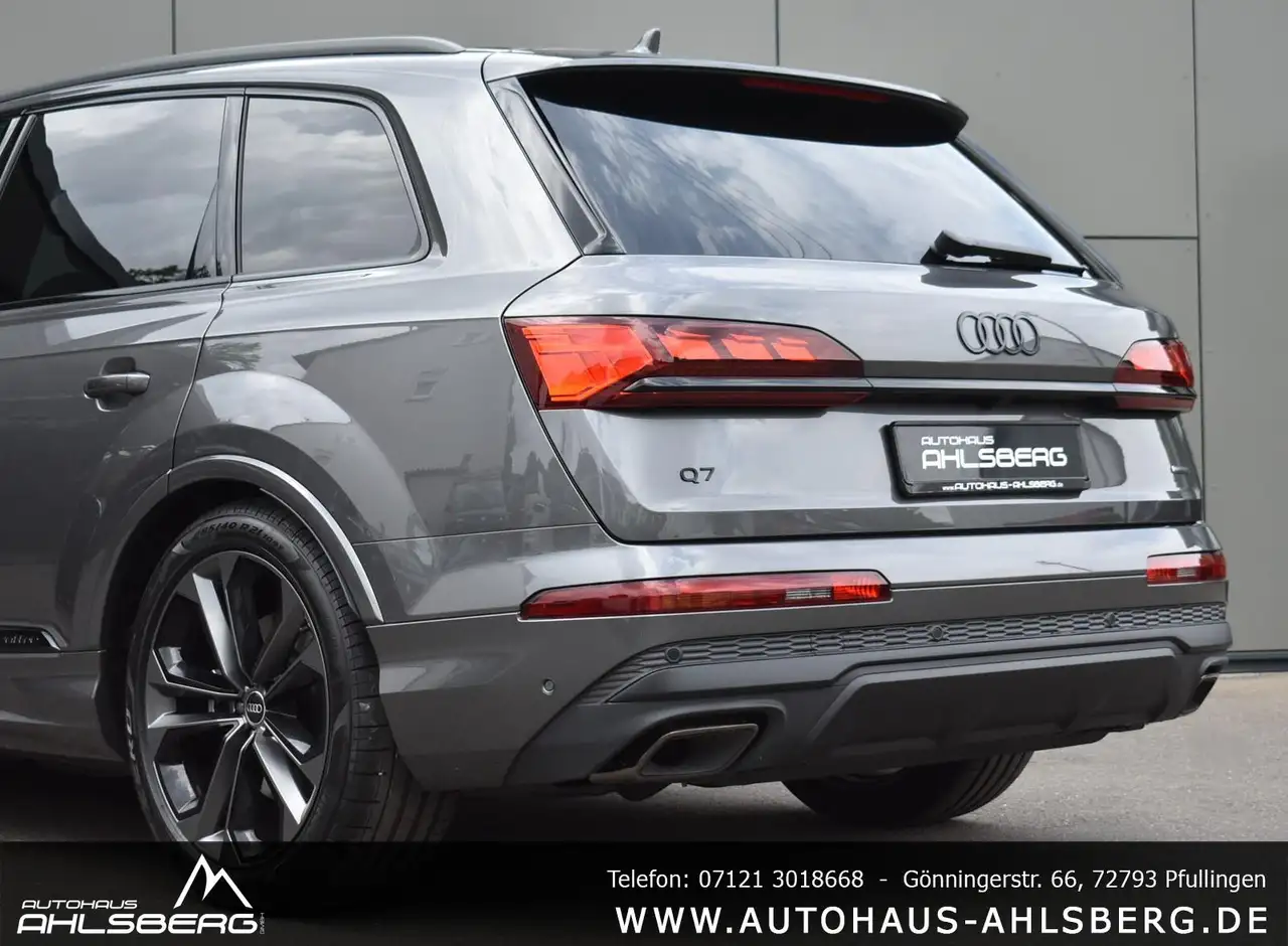 Audi Q7 12