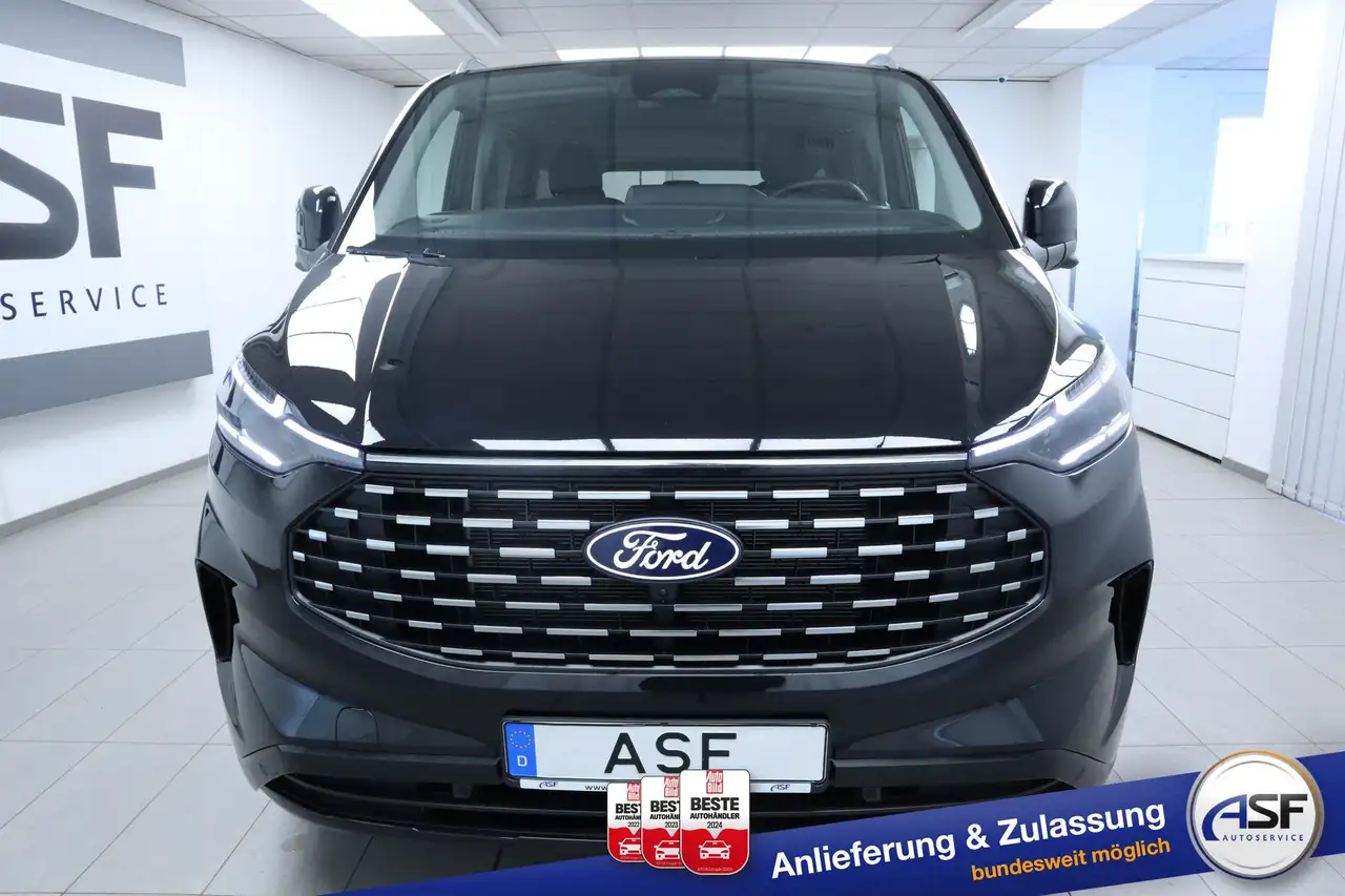 Ford Tourneo 3