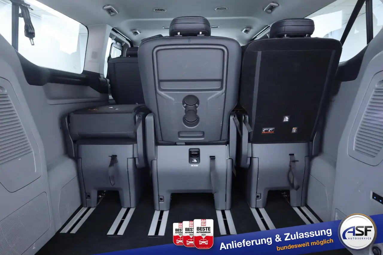 Ford Tourneo 11