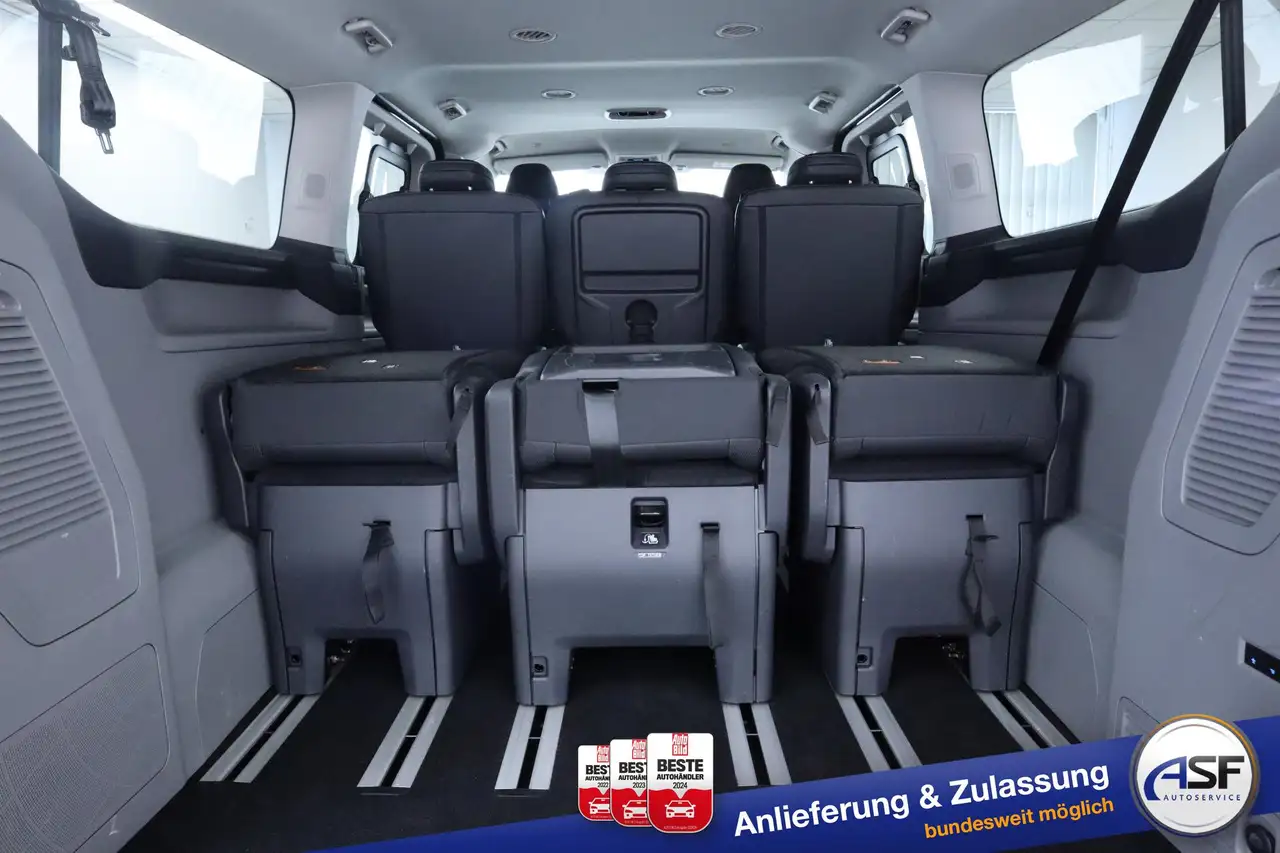 Ford Tourneo 13