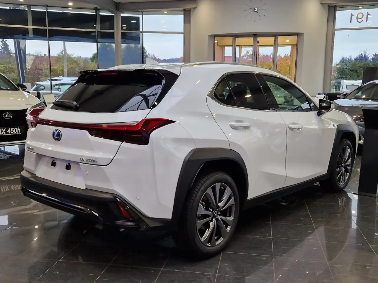 Lexus UX 5