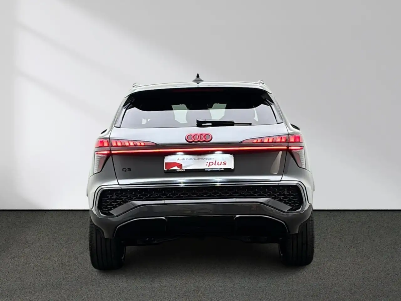 Audi Q3 5
