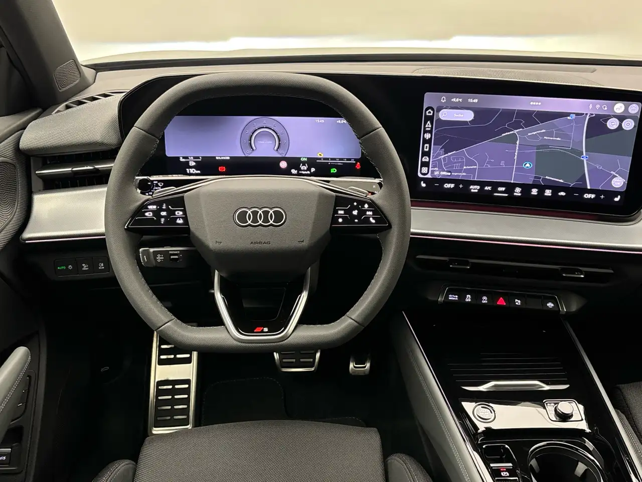 Audi Q3 8