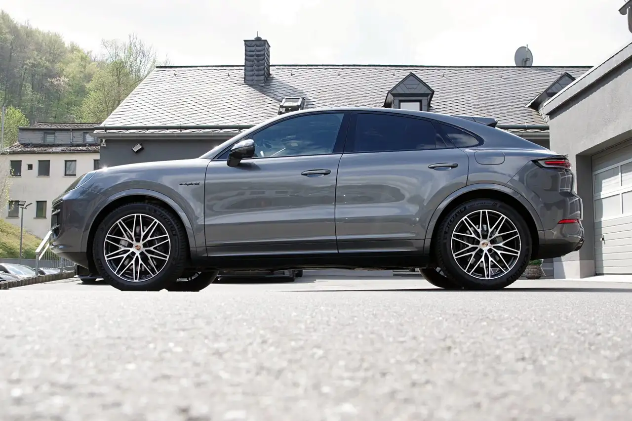 Porsche Cayenne 3