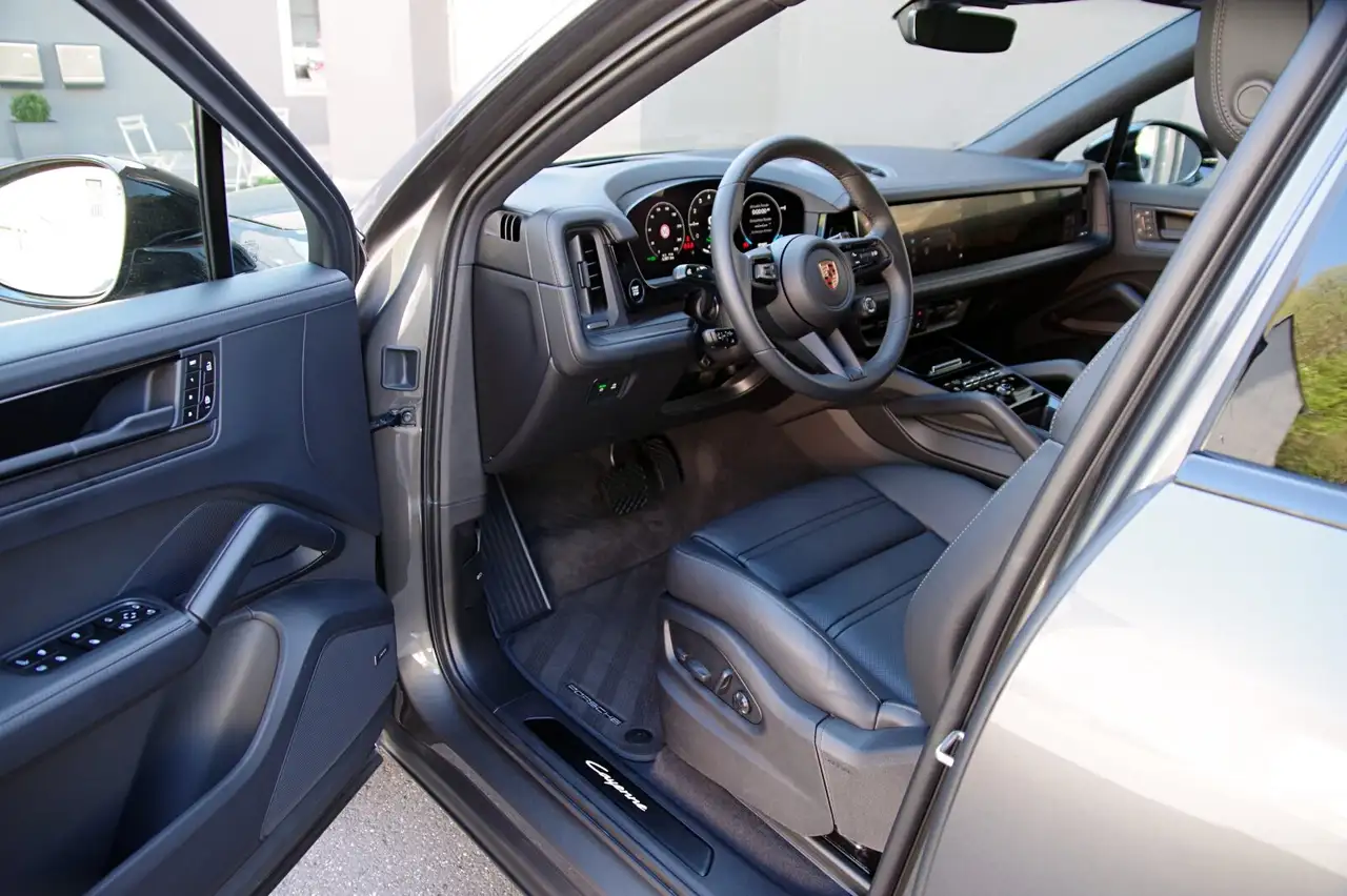 Porsche Cayenne 5