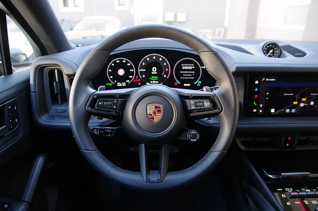 Porsche Cayenne 9