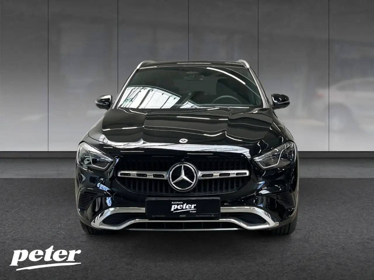 Mercedes-Benz GLA 200 2