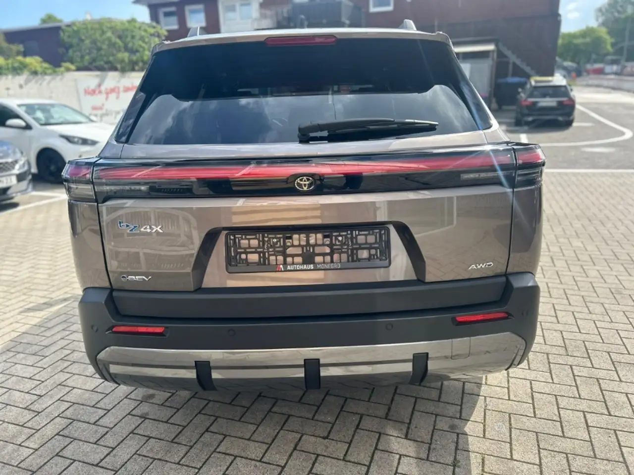 Toyota bZ4X 4