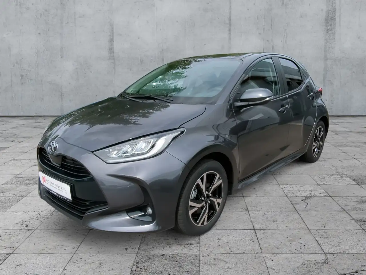 Toyota Yaris 2