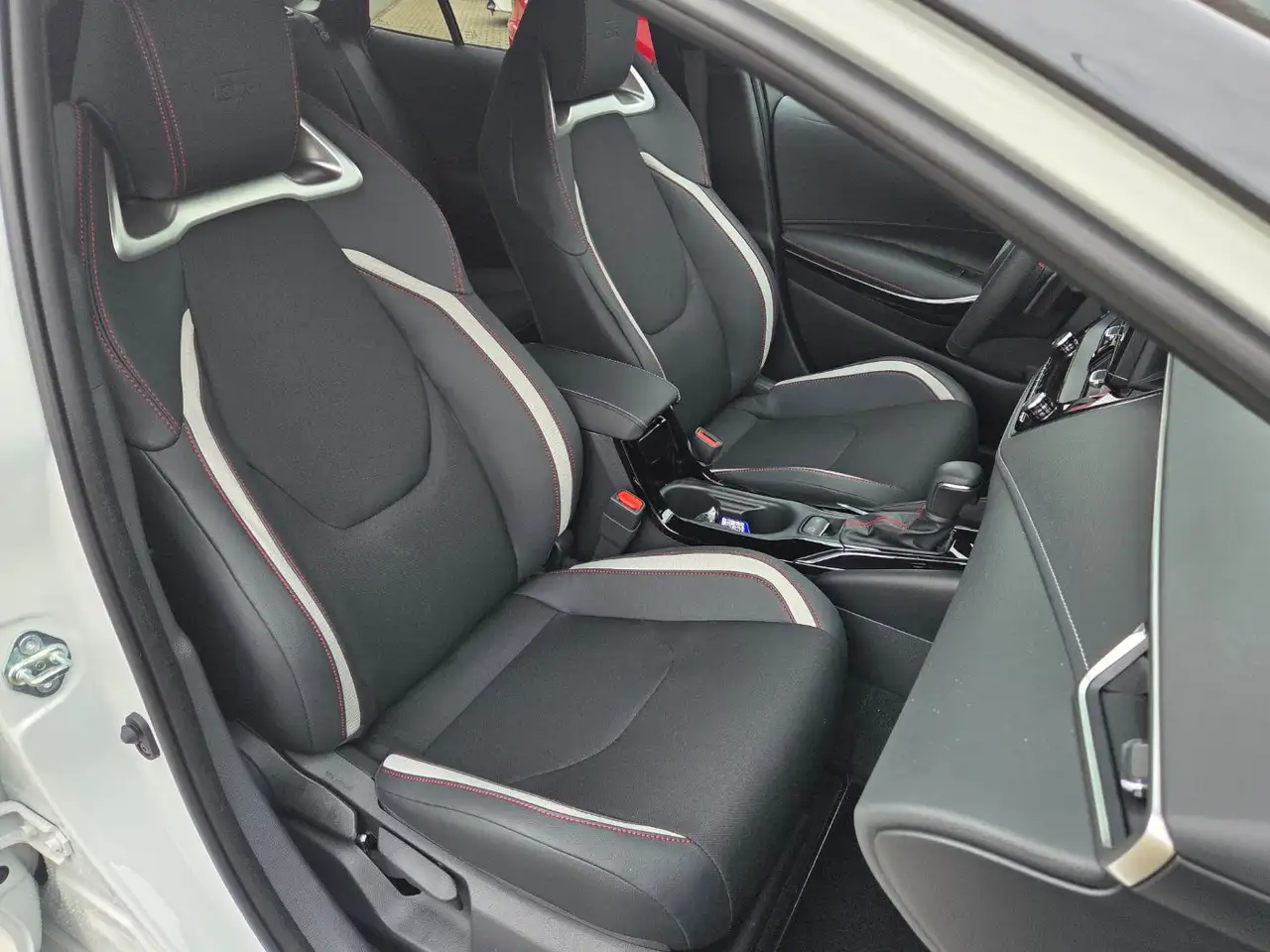 Toyota Corolla 13