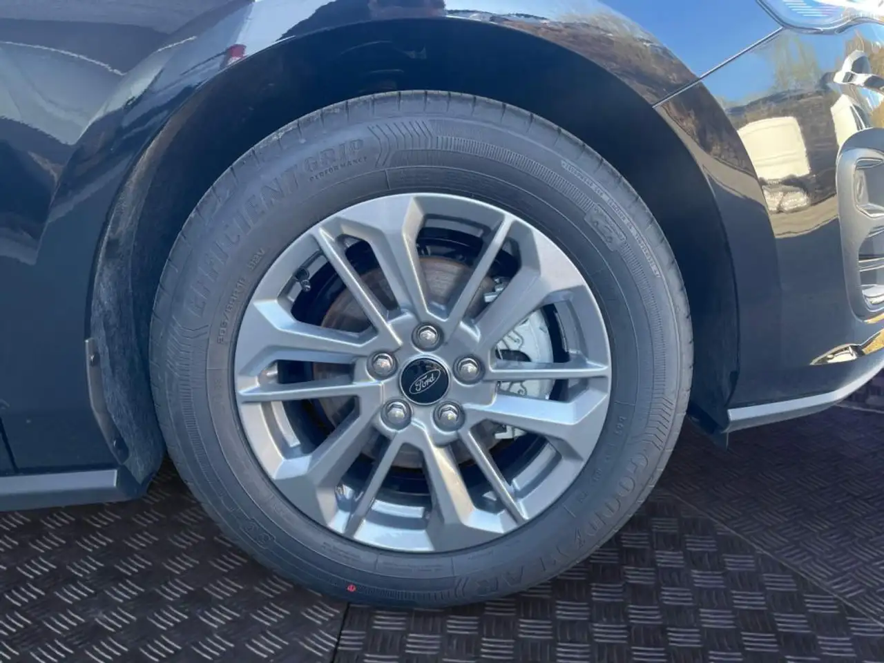 Ford Focus 16