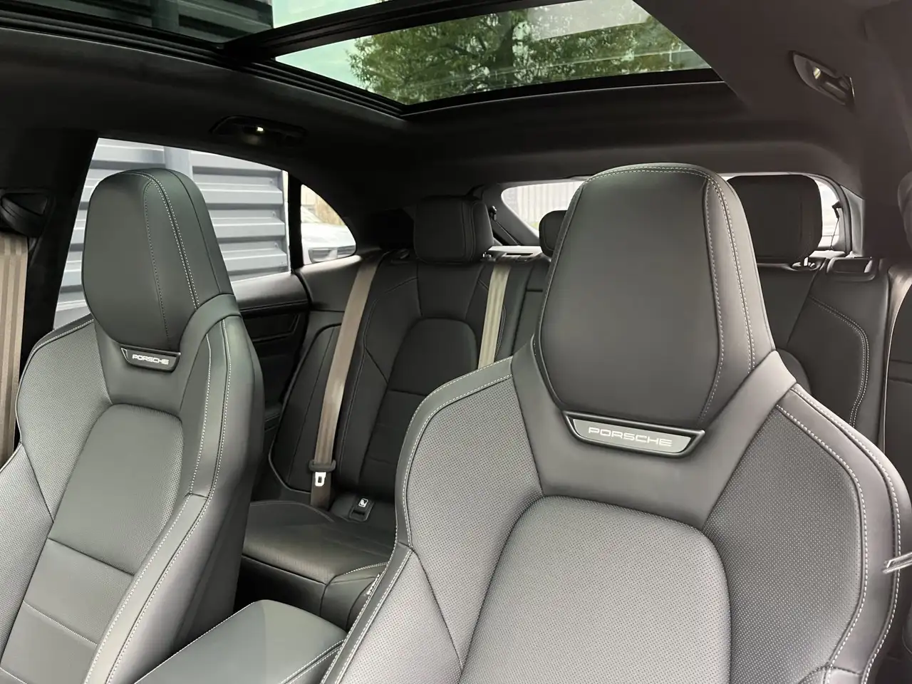 Porsche Macan 5