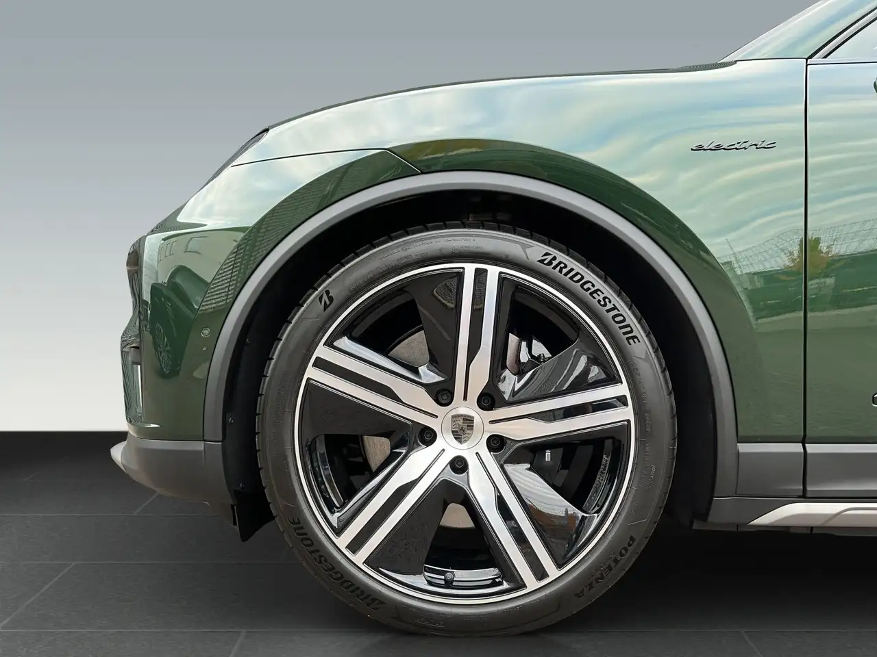 Porsche Macan 8