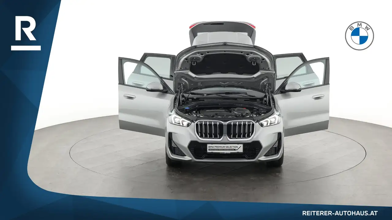 BMW X1 8
