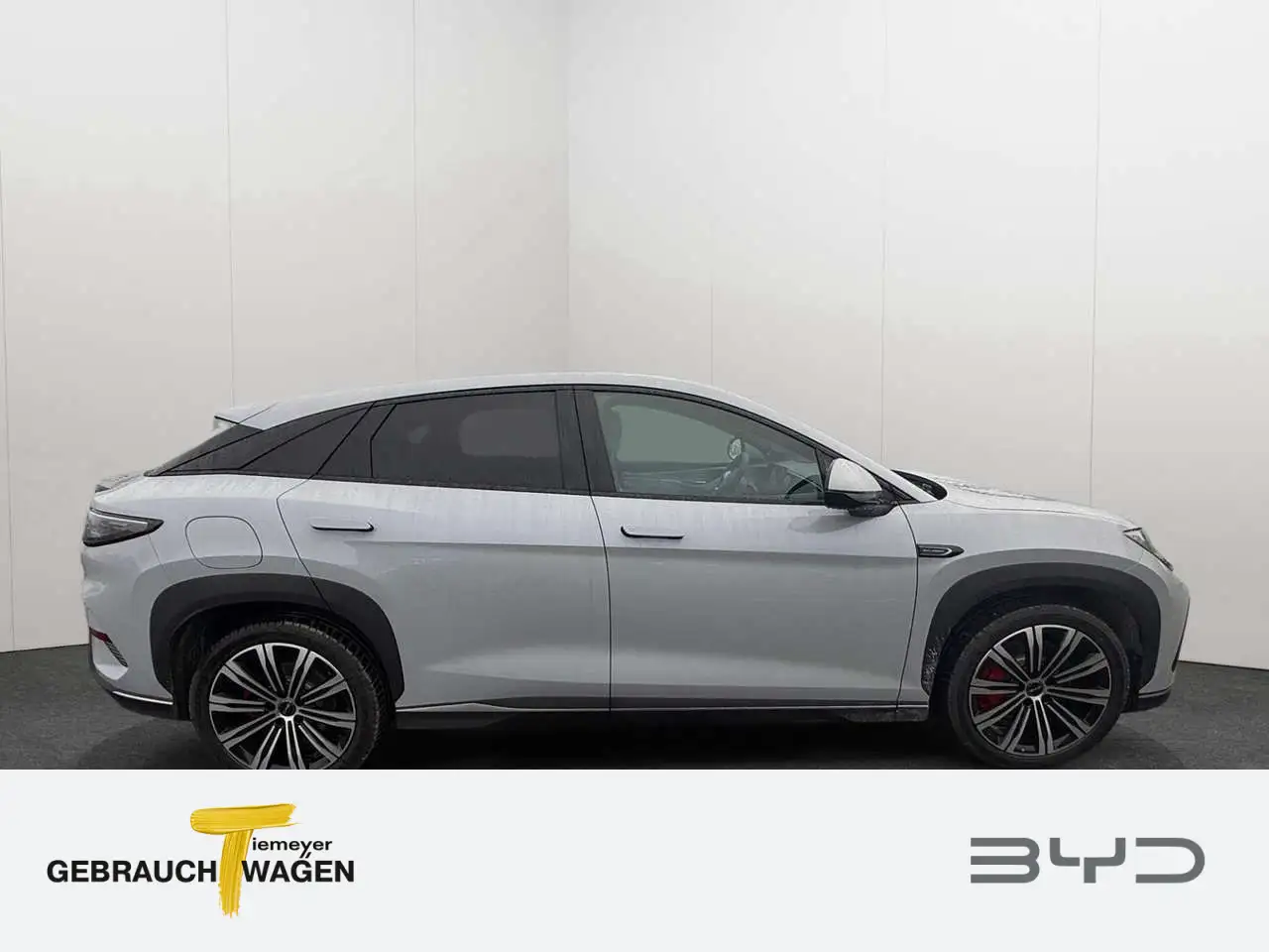 BYD Sealion 7 4