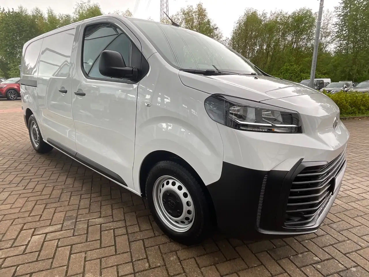 Toyota Proace 6
