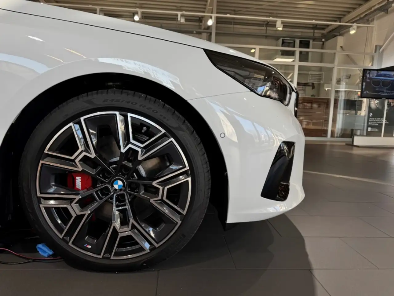 BMW i5 4