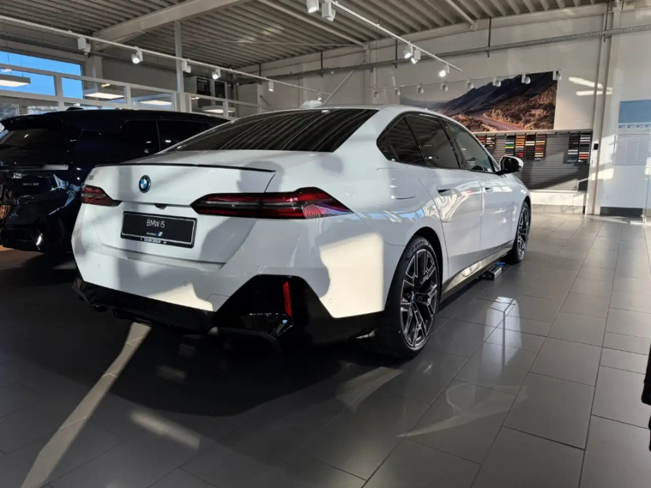 BMW i5 13