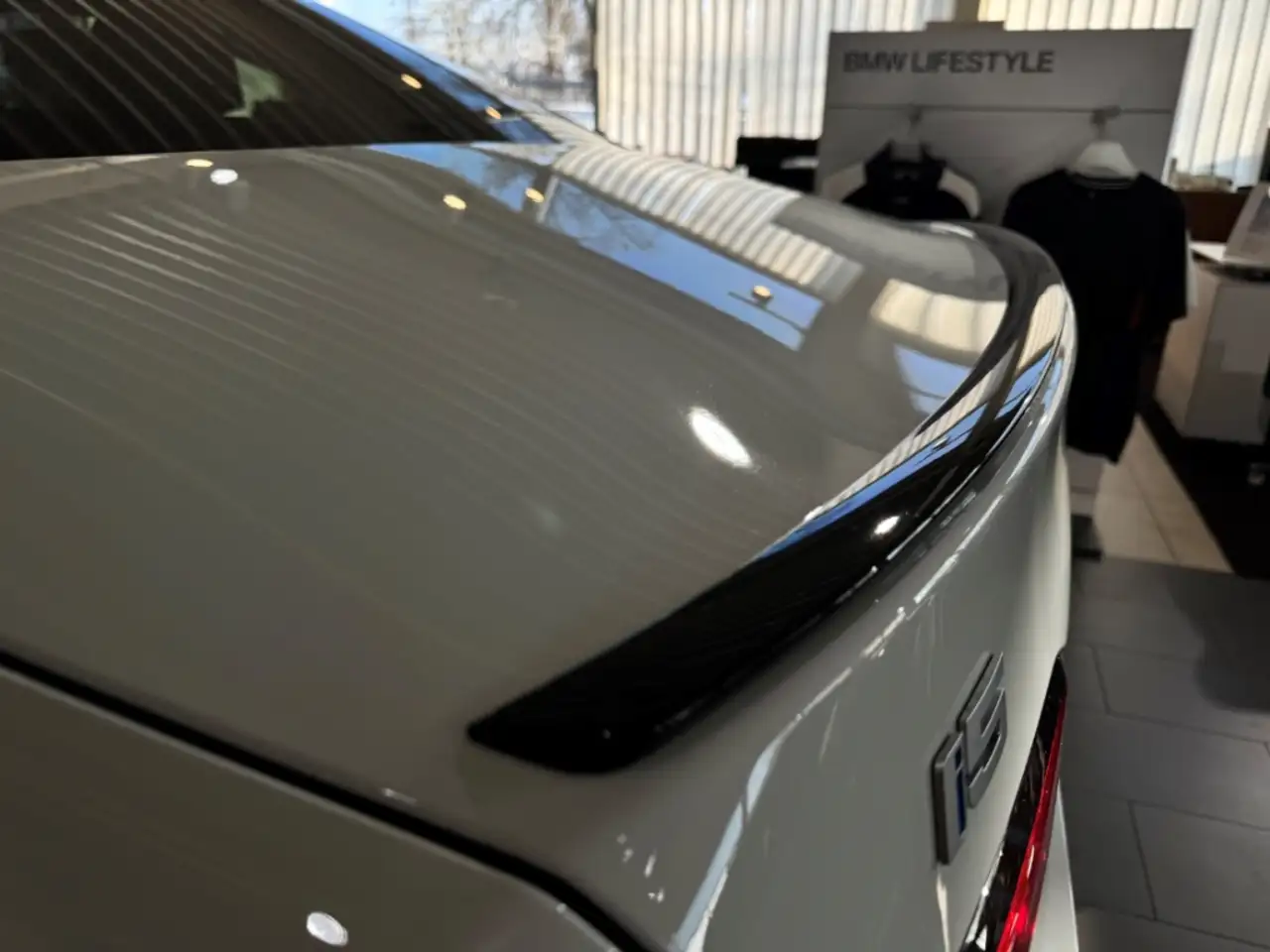 BMW i5 14