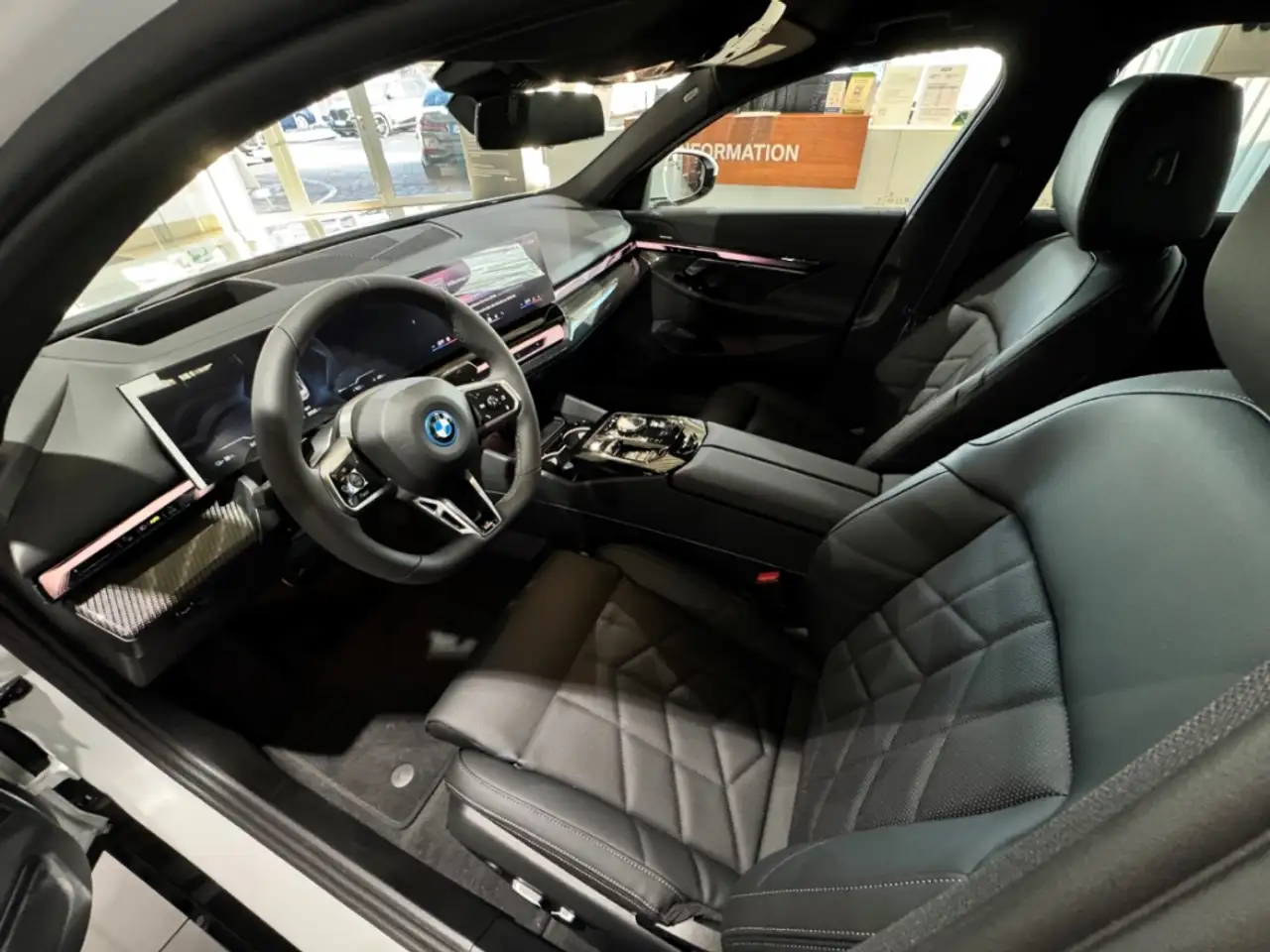 BMW i5 15