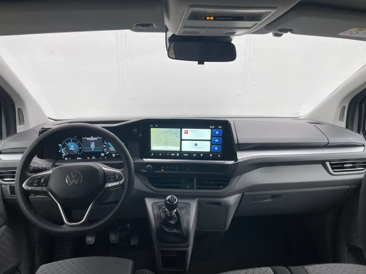 Volkswagen T7 Caravelle 10