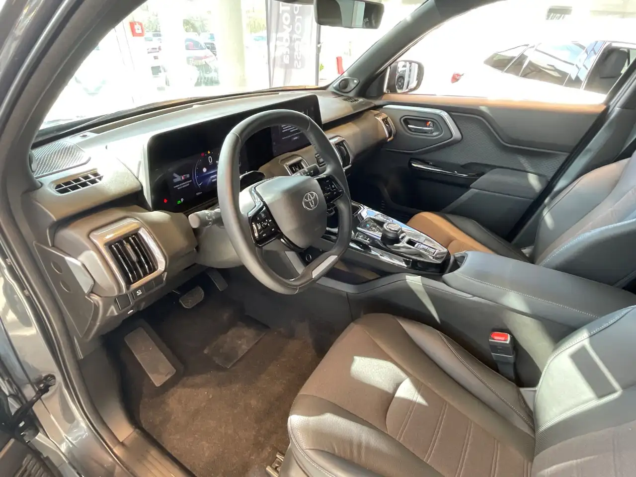 Toyota Urban 11
