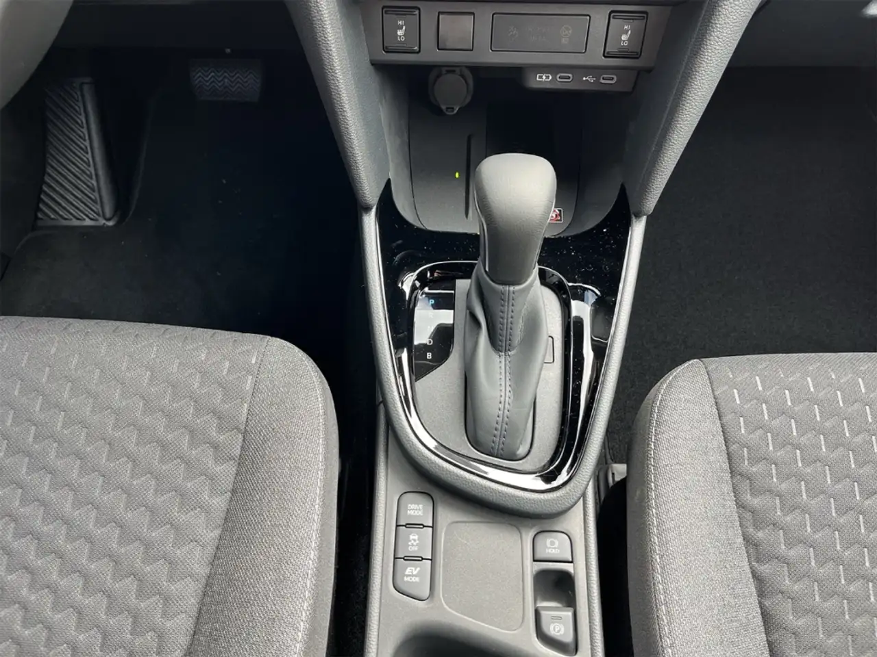 Toyota Yaris 13