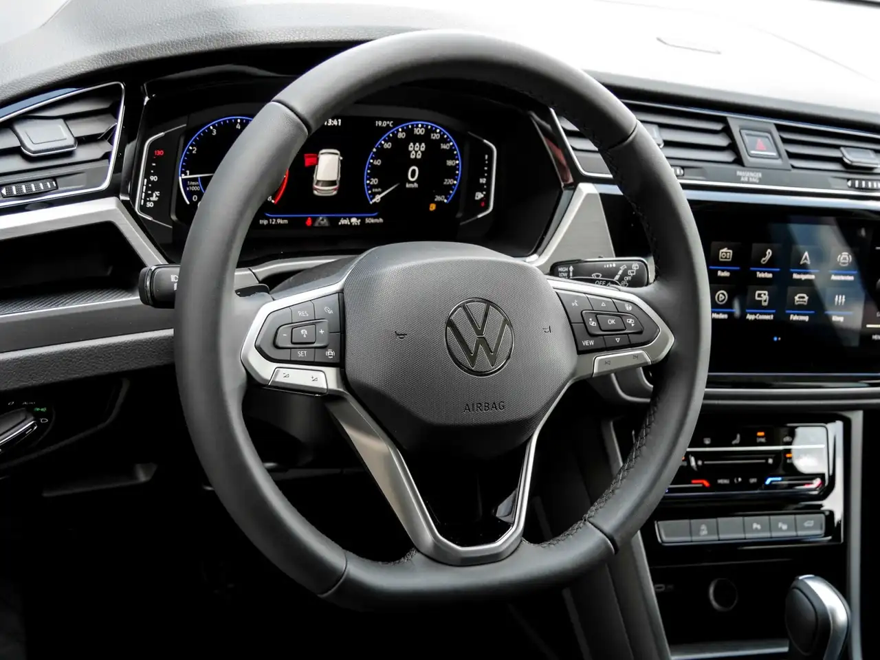 Volkswagen Touran 9