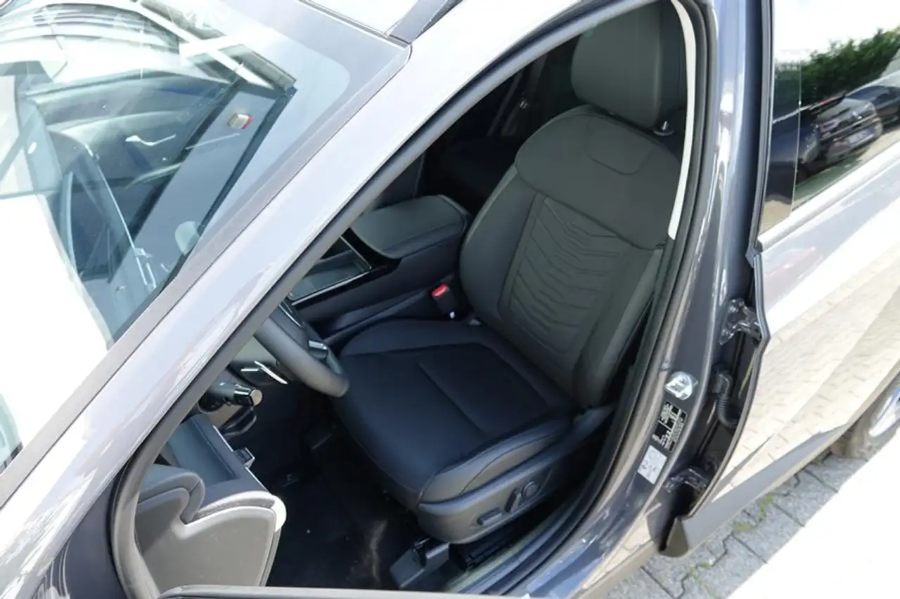Hyundai TUCSON 10