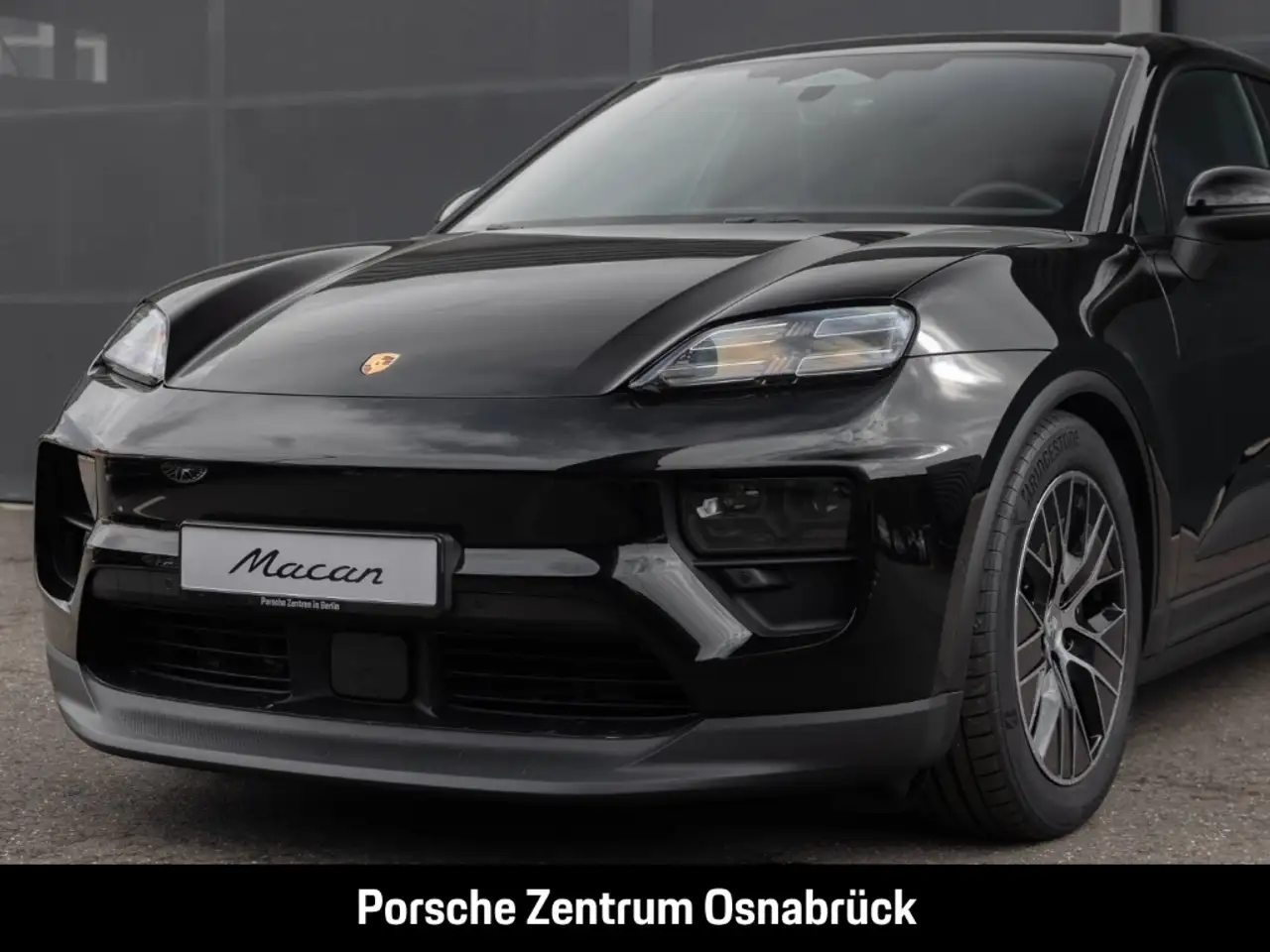 Porsche Macan 4 8