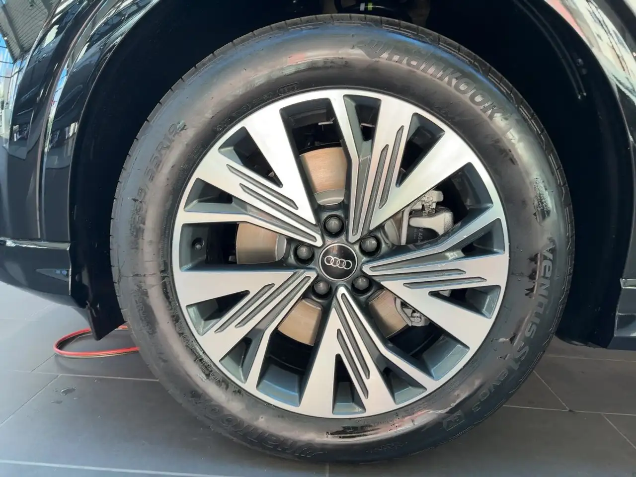 Audi Q4 13