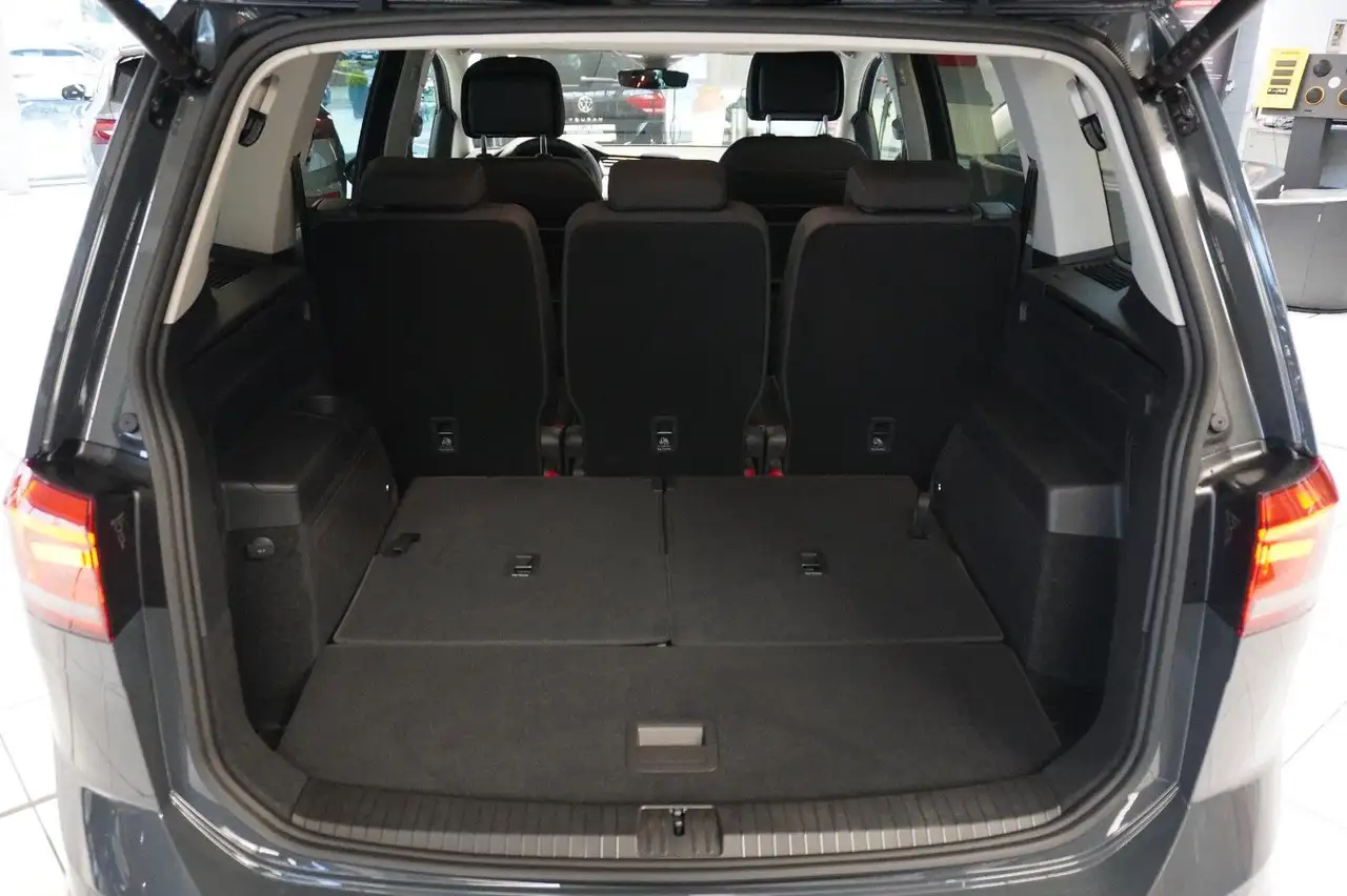Volkswagen Touran 14