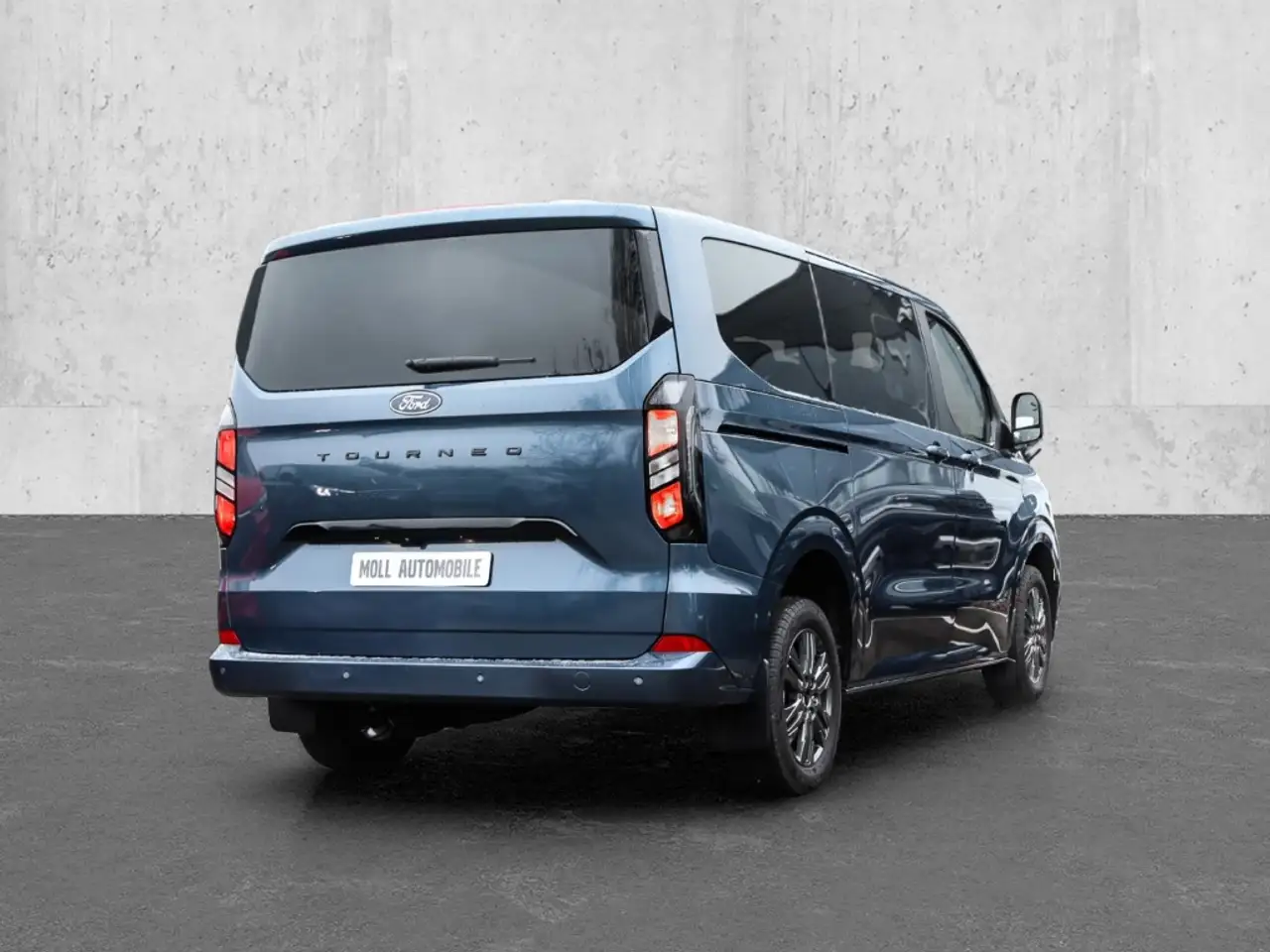 Ford Tourneo 2