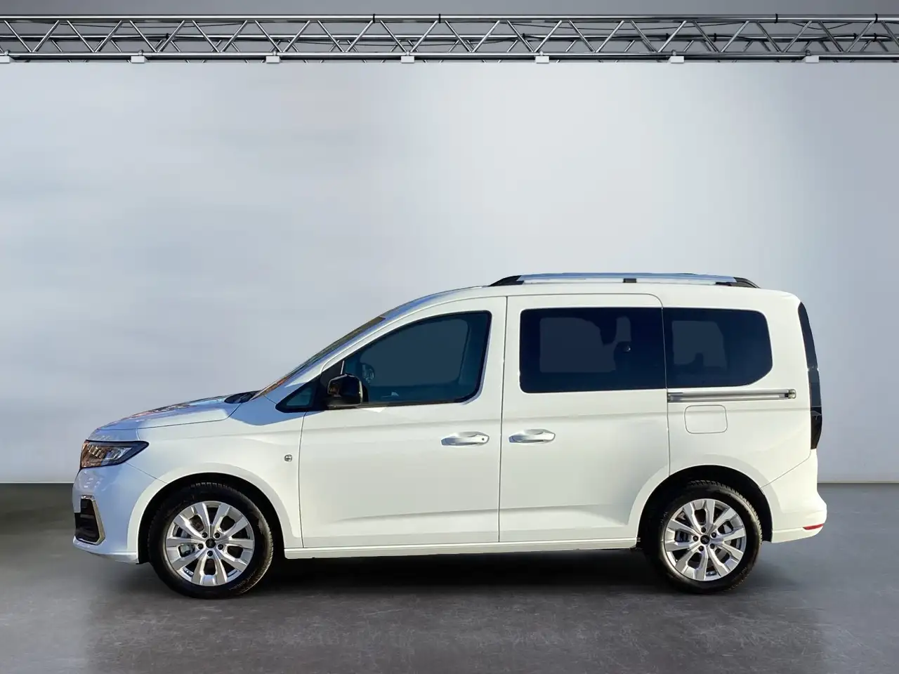 Ford Tourneo 3