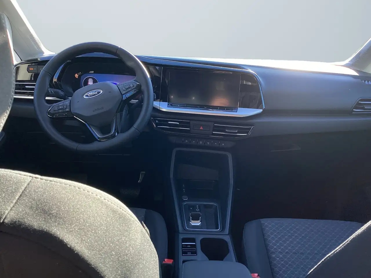 Ford Tourneo 8