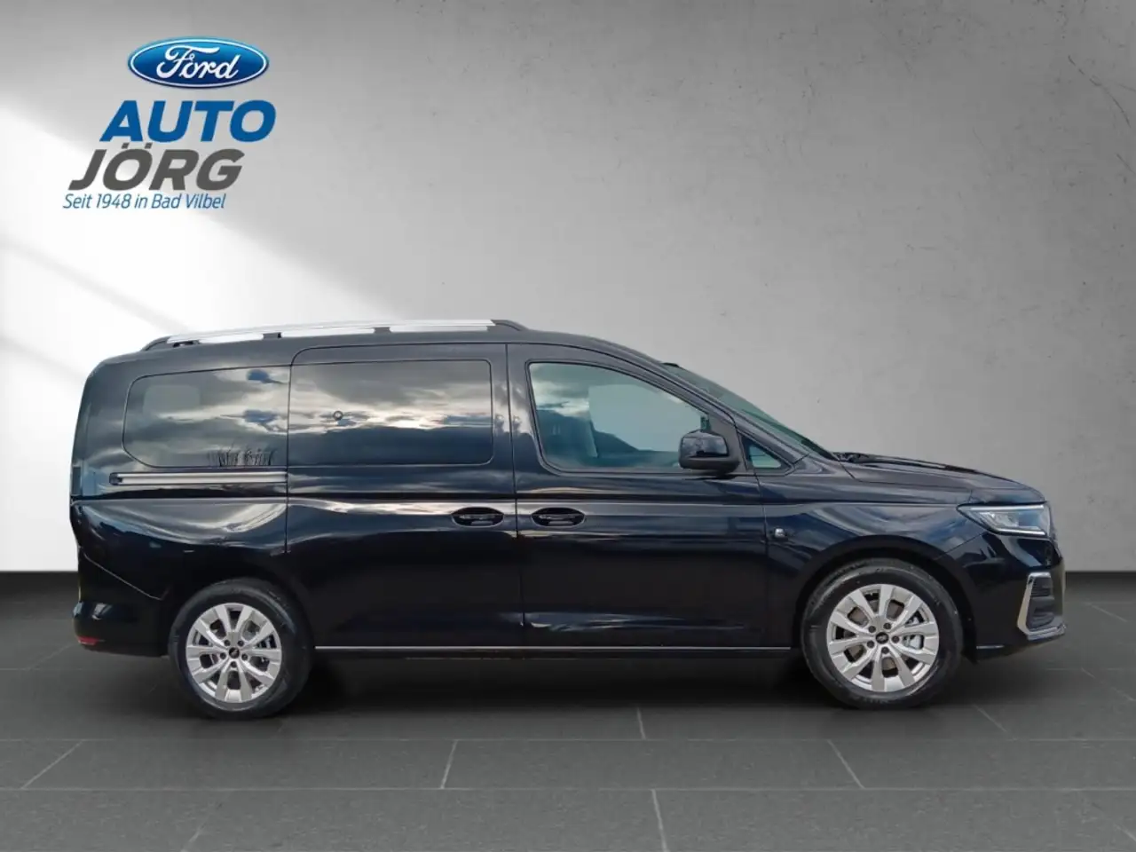 Ford Tourneo 6