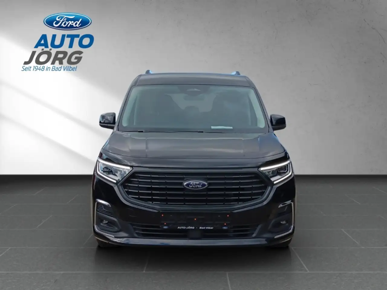 Ford Tourneo 8