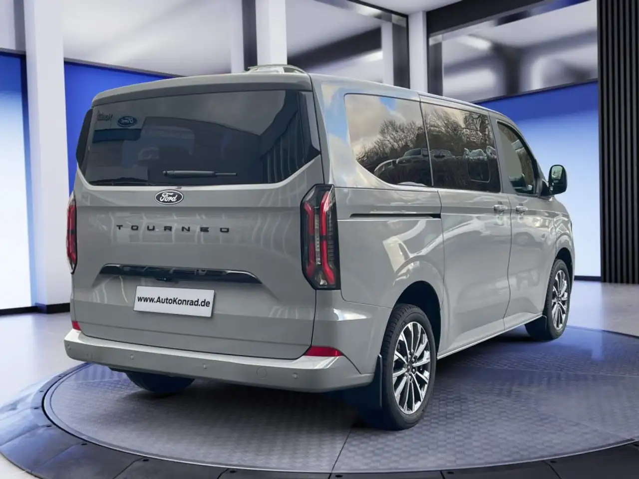 Ford Tourneo 5