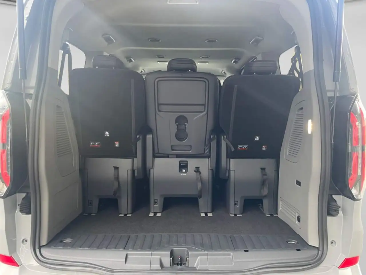 Ford Tourneo 7